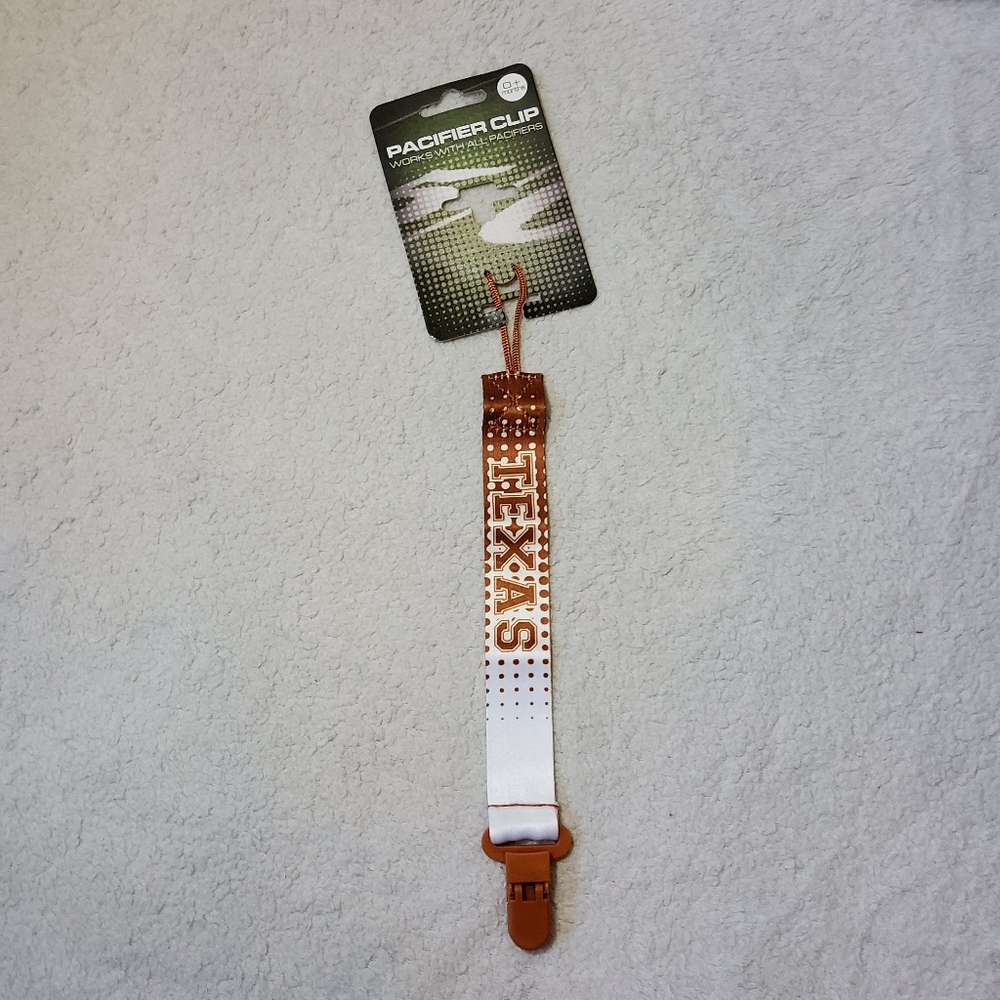 NEW University of Texas Longhorns Pacifier Clip Works with all Pacifiers UofT